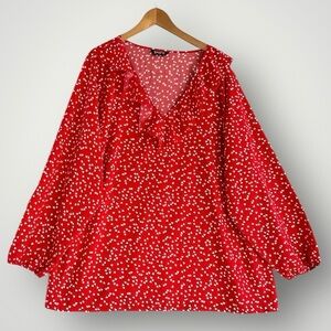🎉5 for $45🎉 Bloomchic top blouse shirt sizs 26 heart print red